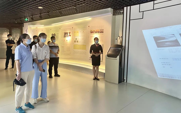 参观廉政教育基地 筑牢廉政思想防线丨科教城集团党员走进武进清廉馆
